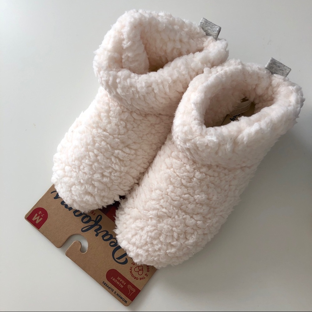 NWT Dearfoams boot slippers